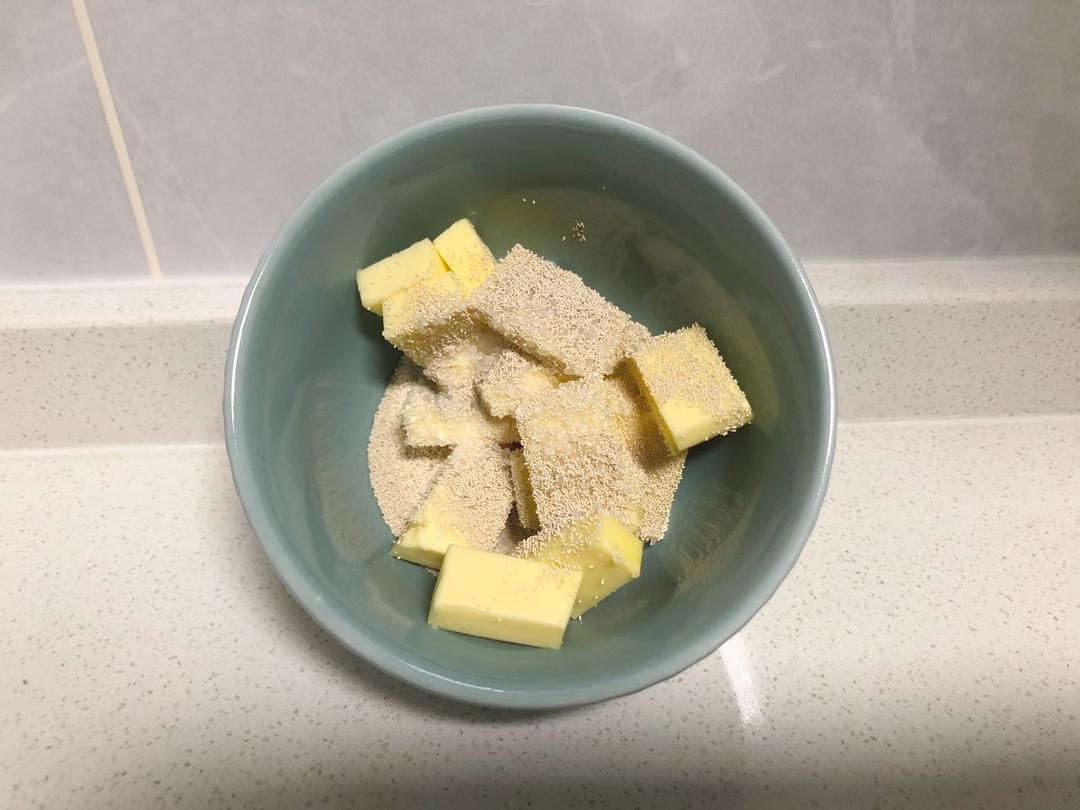 纯奶手撕吐司的做法 步骤1