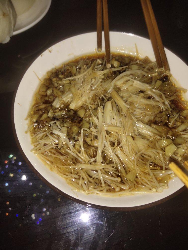 蒜蓉蒸金针菇