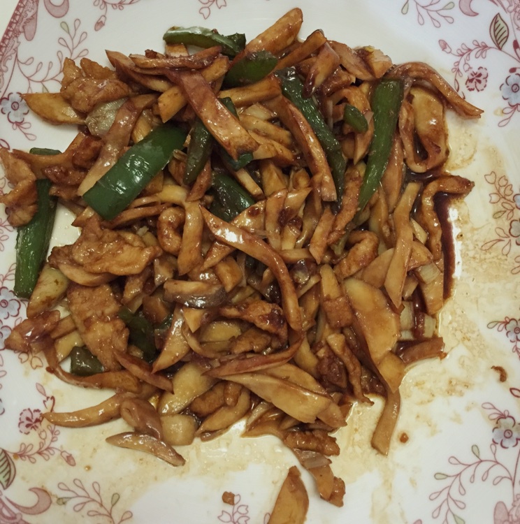 青椒素炒杏鲍菇