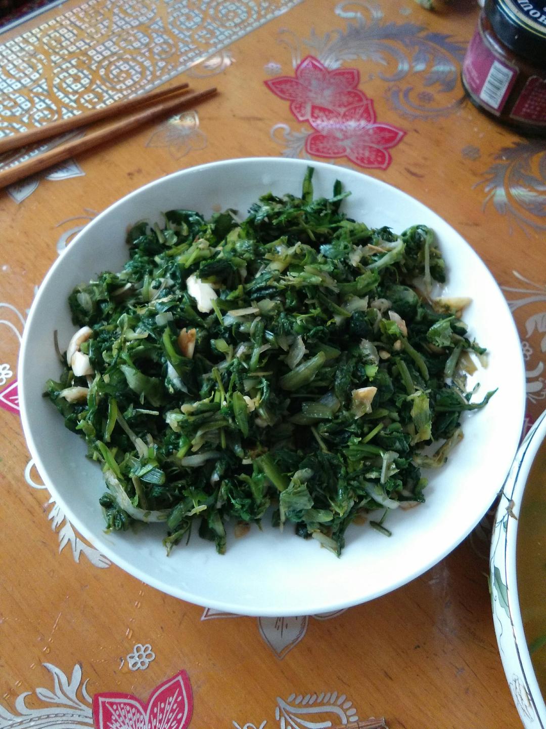 凉拌苦菊的做法