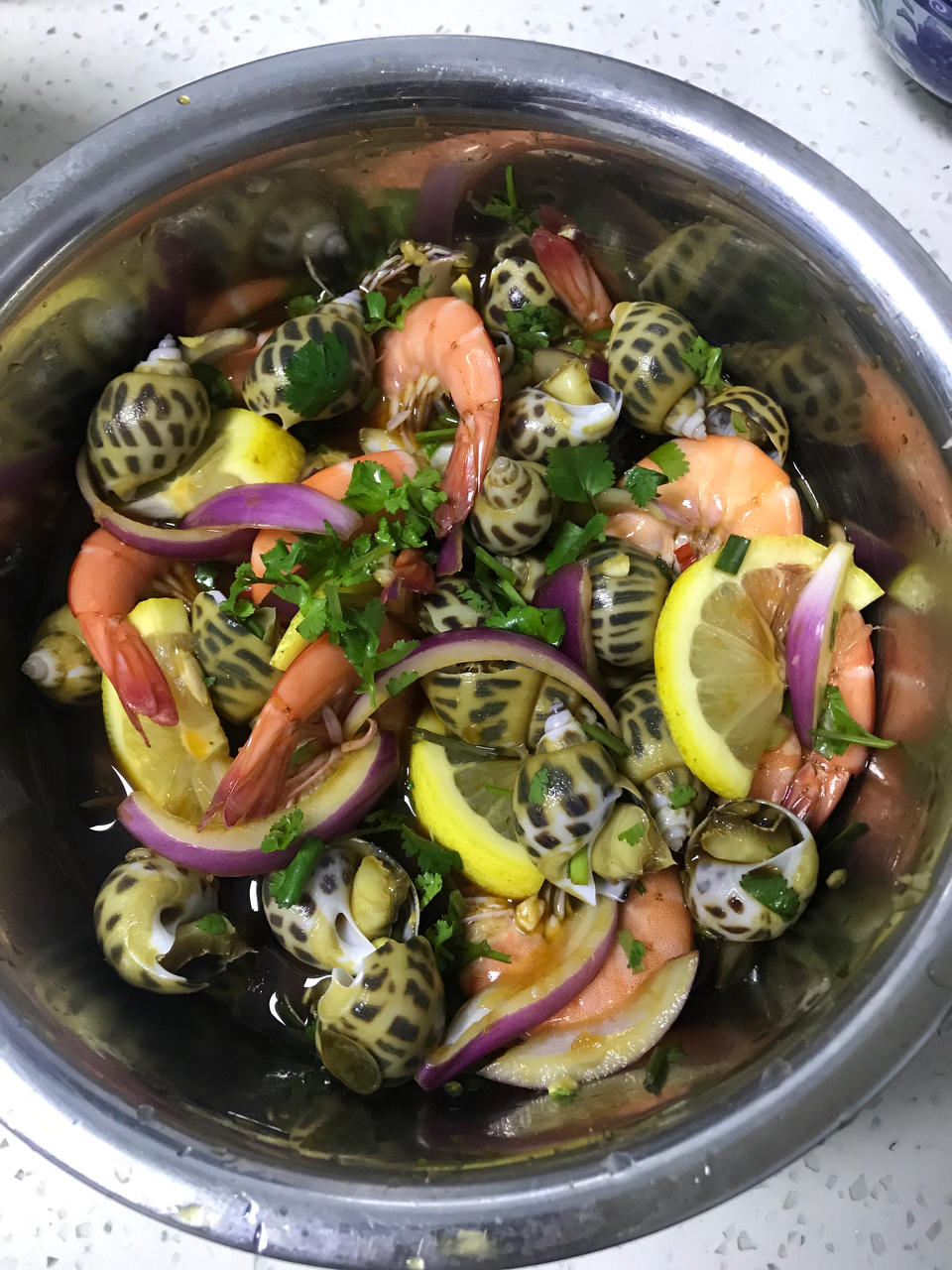 鲜嫩爽口，低脂低卡的酸辣柠檬虾，爆好吃