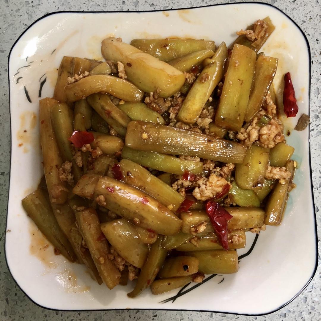 开胃下饭菜！巨简单的家常鱼香茄子煲