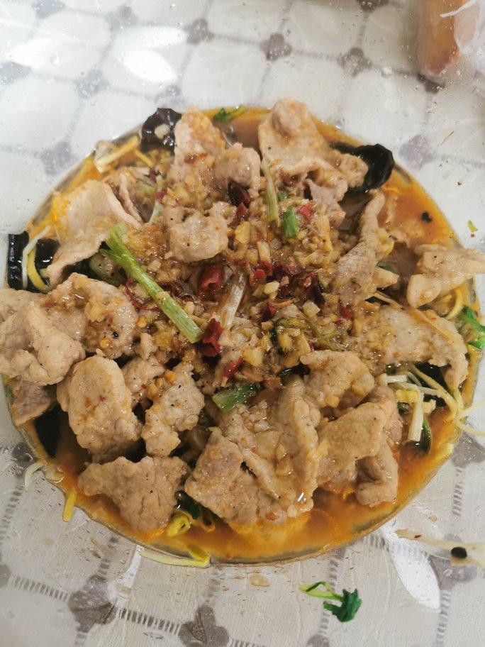 厨师长教你：“水煮肉片”的正宗做法，这味道真的很四川