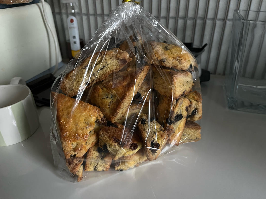 完胜星巴克的超美味酥脆司康 super easy crunched scone