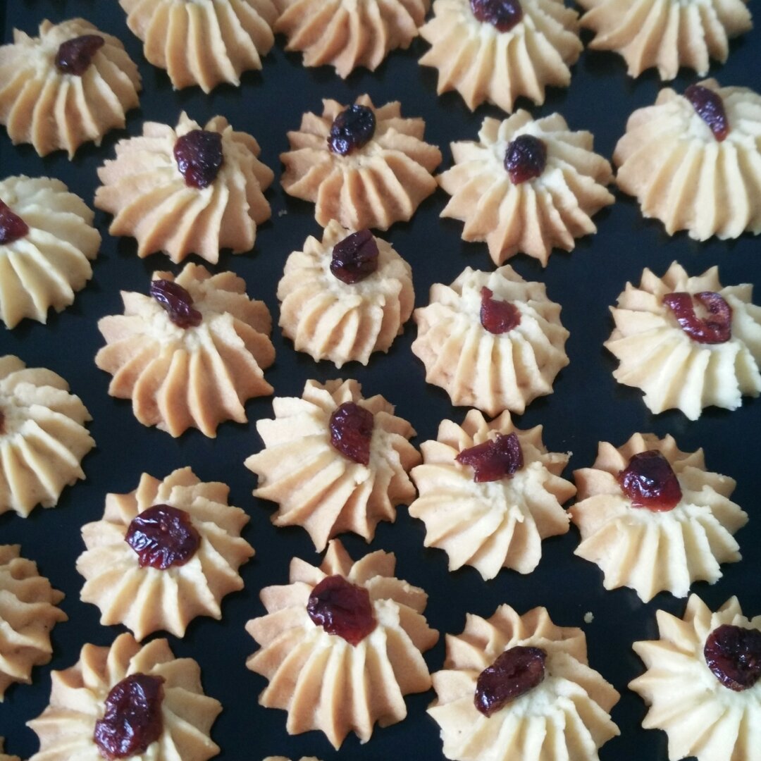 多种口味曲奇（香草、巧克力、抹茶）