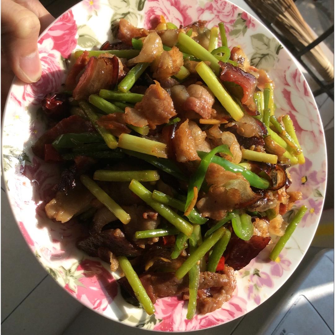蒜苔炒腊肉