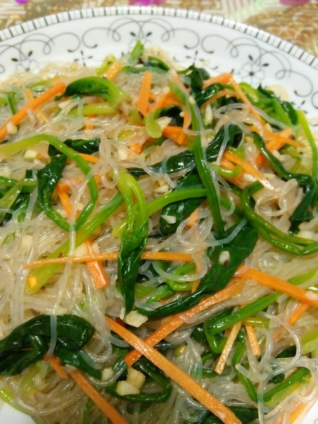 凉拌菠菜粉丝