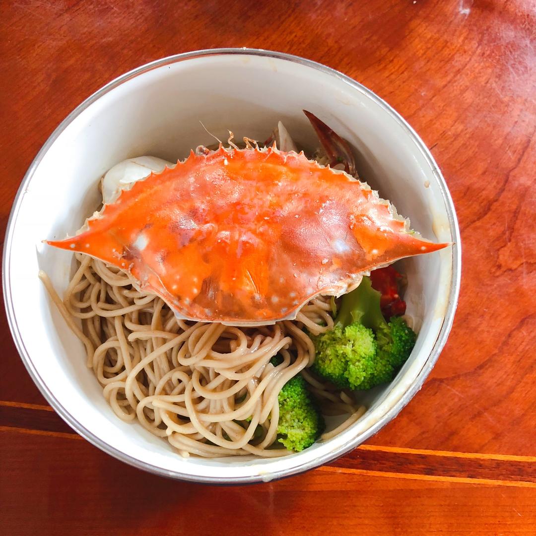 暖黎做的家常螃蟹面