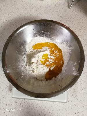 超级美味的鸡蛋灌饼的做法 步骤6