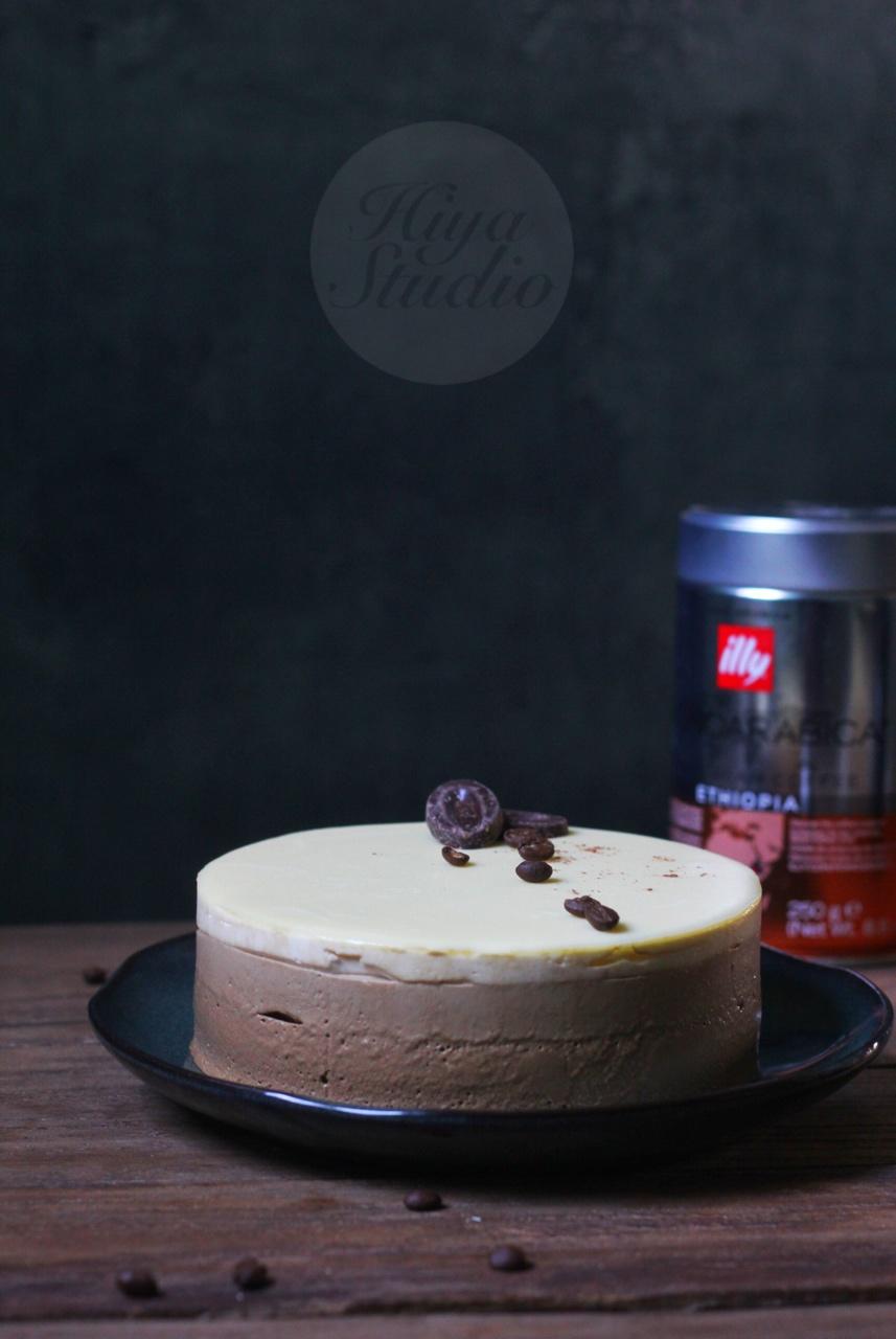 渐变咖啡慕斯配马斯卡彭冻芝士（附白巧克力淋面配方）