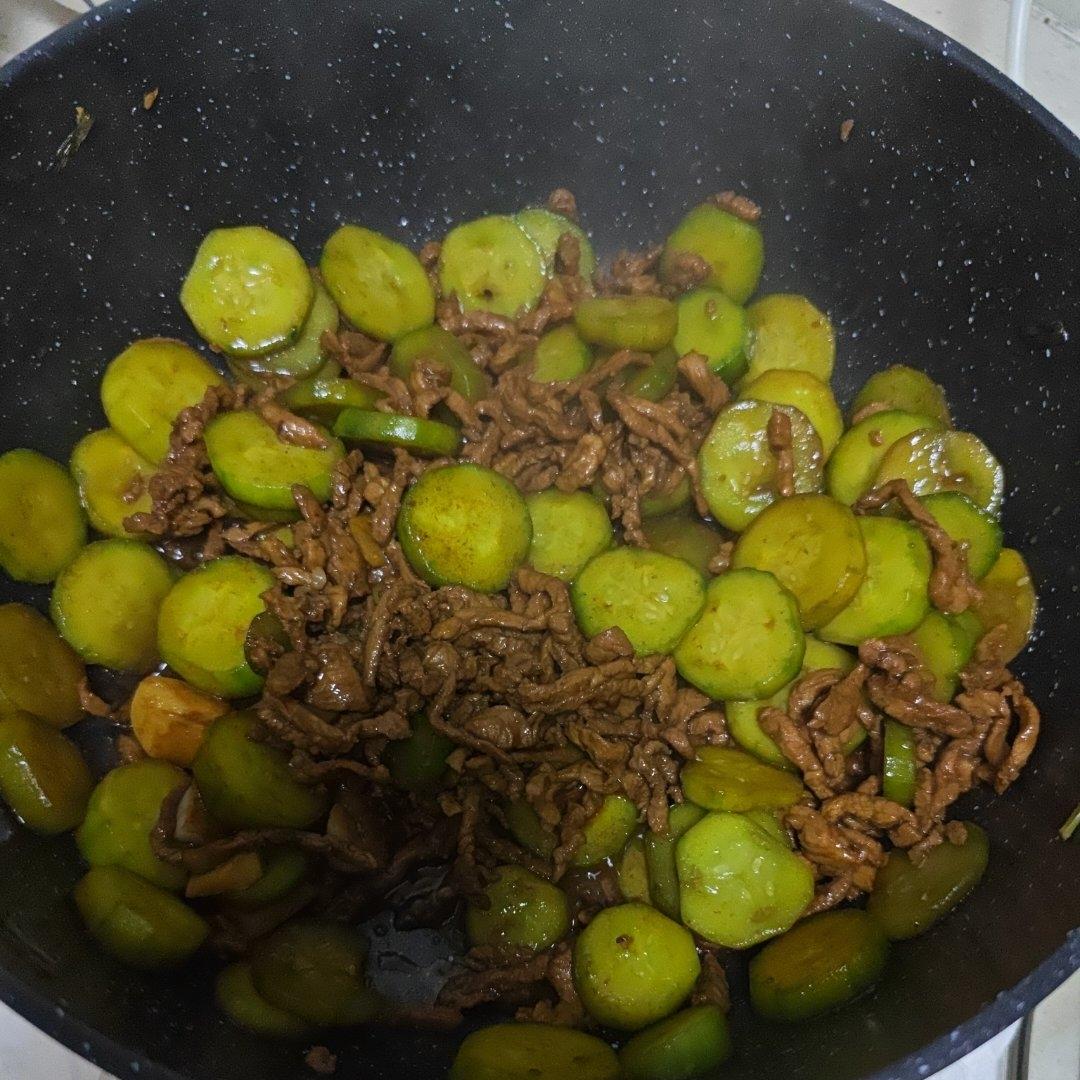 脆黄瓜炒肉
