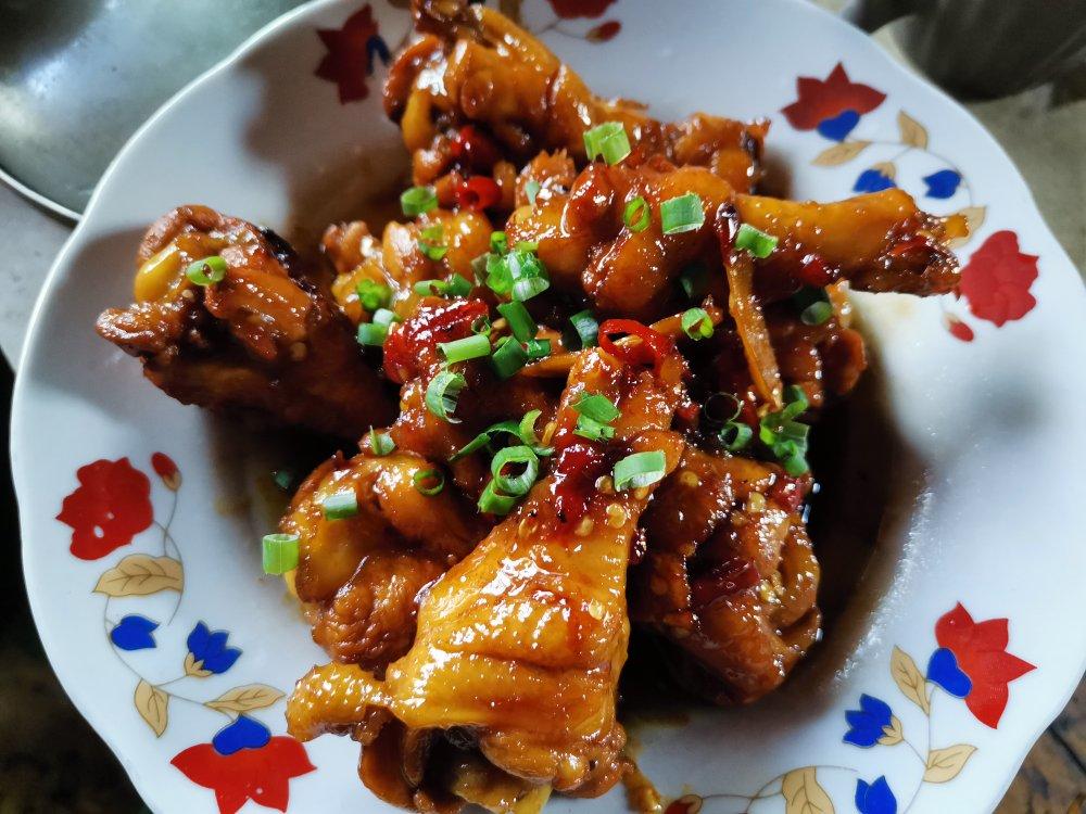 简单又美味的红烧鸡翅根