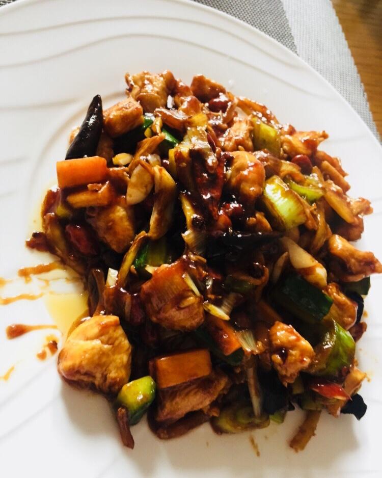 宫保鸡丁！最正宗最讲究的做法！