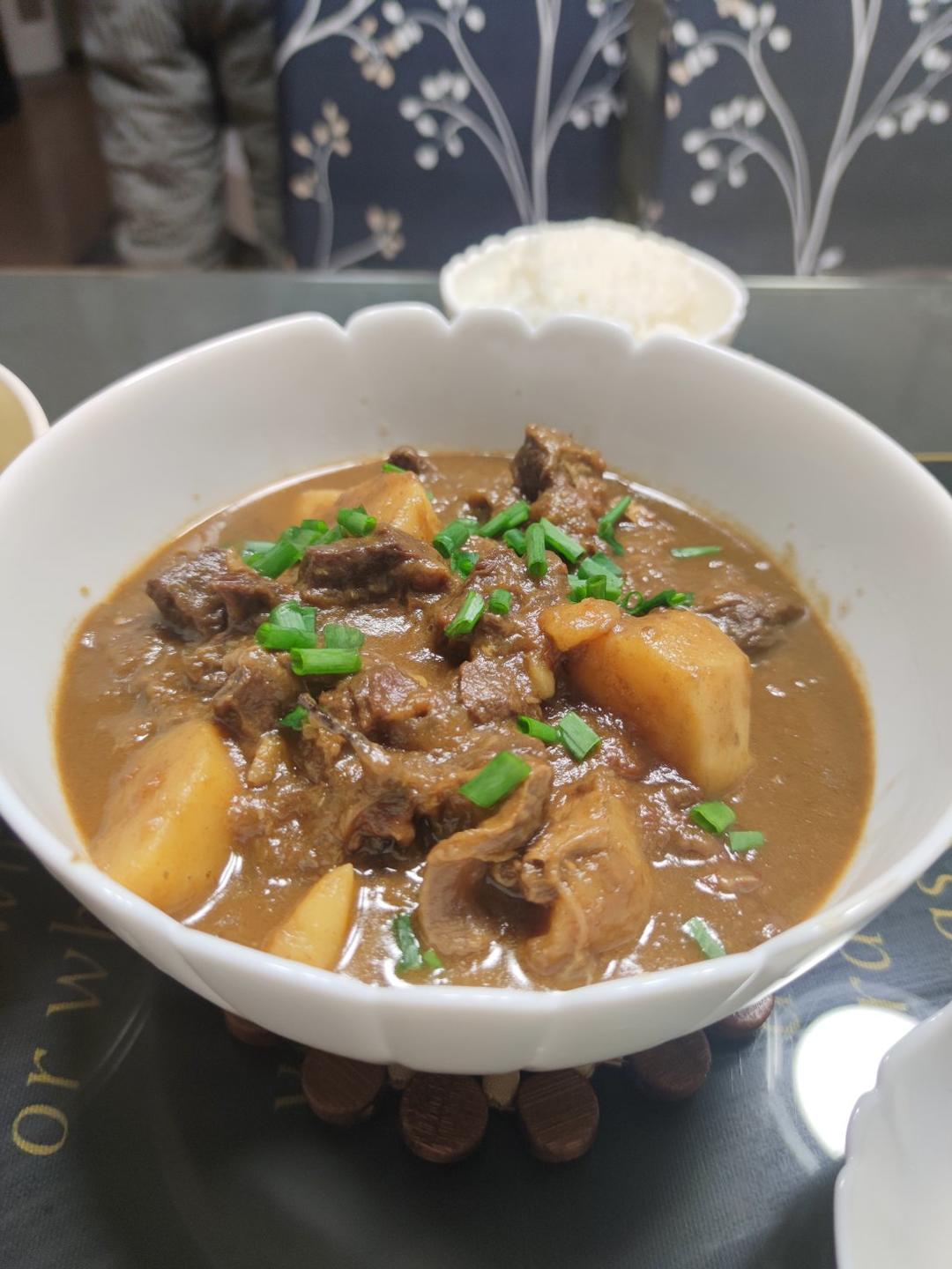 红烧牛肉土豆 （独家秘制）