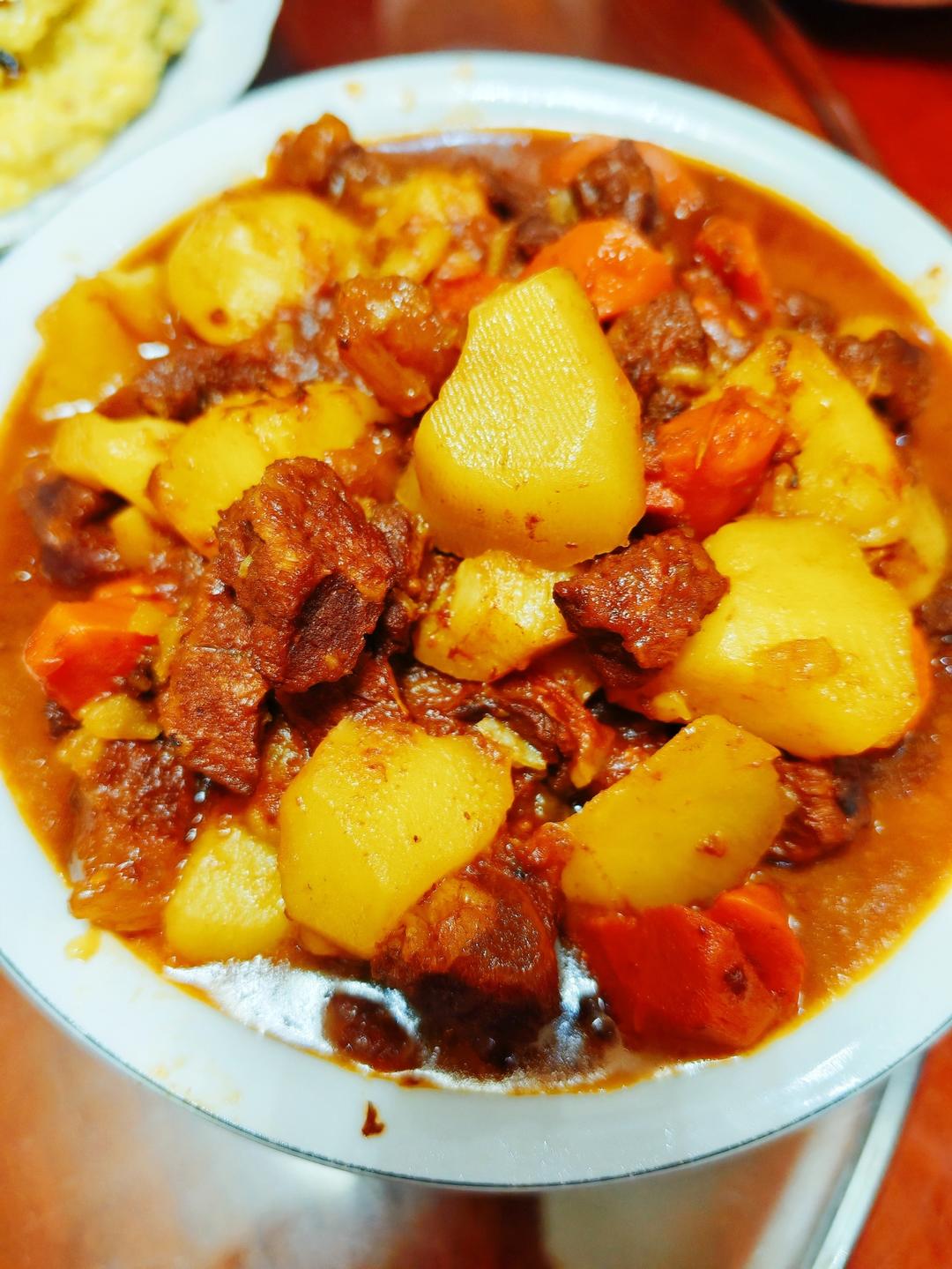 土豆炖牛肉