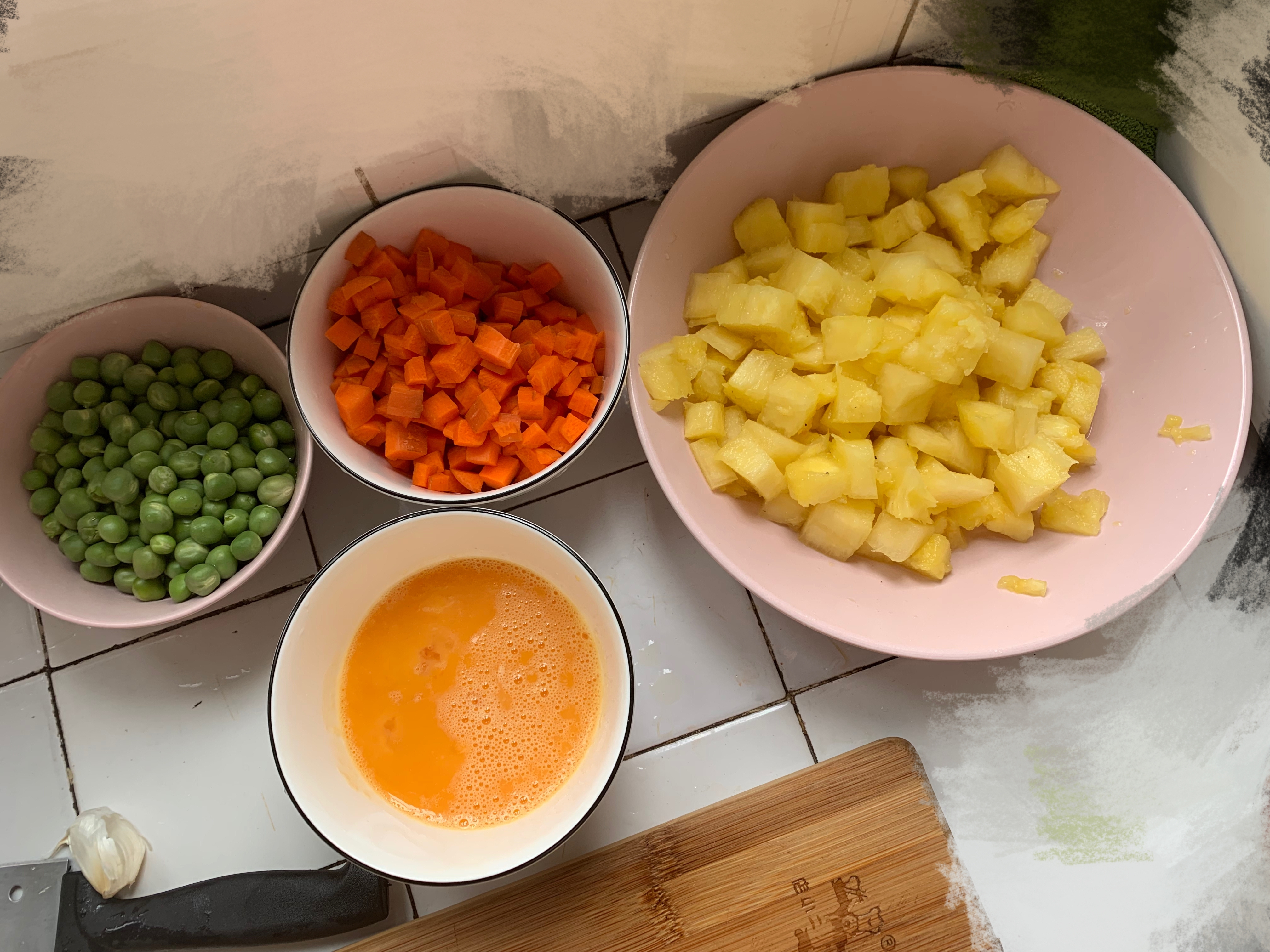 【三月菠萝季】菠萝炒饭的做法 步骤2