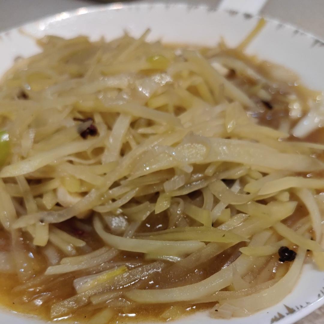 在家也能做出馆子味儿的醋溜/炝炒/酸辣土豆丝（就是那道看似简单，实则步步玄机的土豆丝）