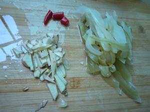 麻鱼头焖咸菜（潮汕风味）的做法 步骤2