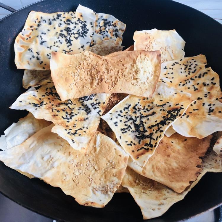 馄饨皮脆片（如何消灭多余馄饨皮）