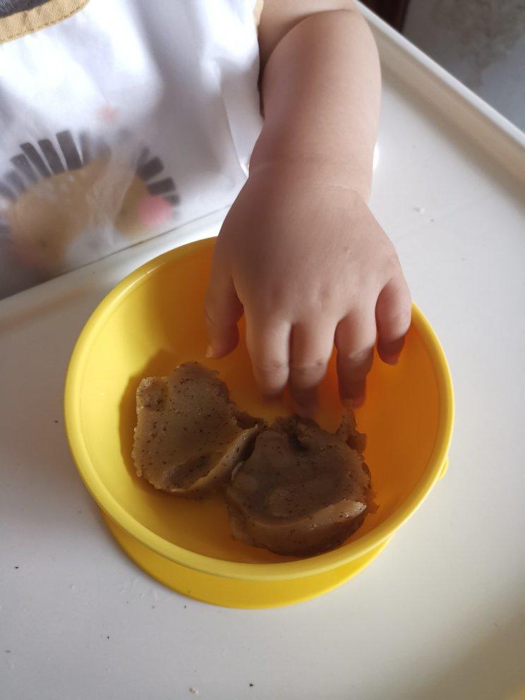 宝宝辅食:苹果红枣蒸糕