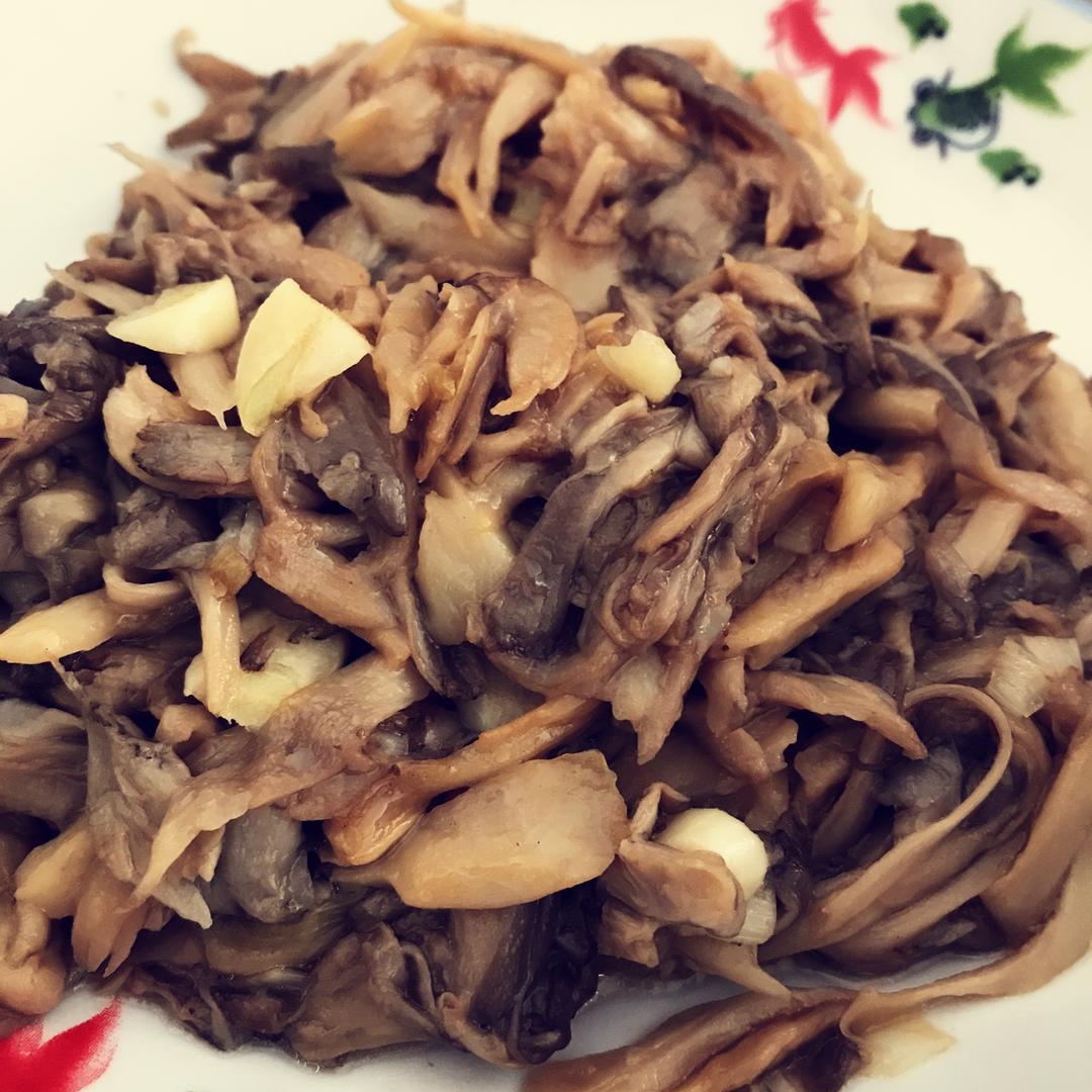 平菇炒肉