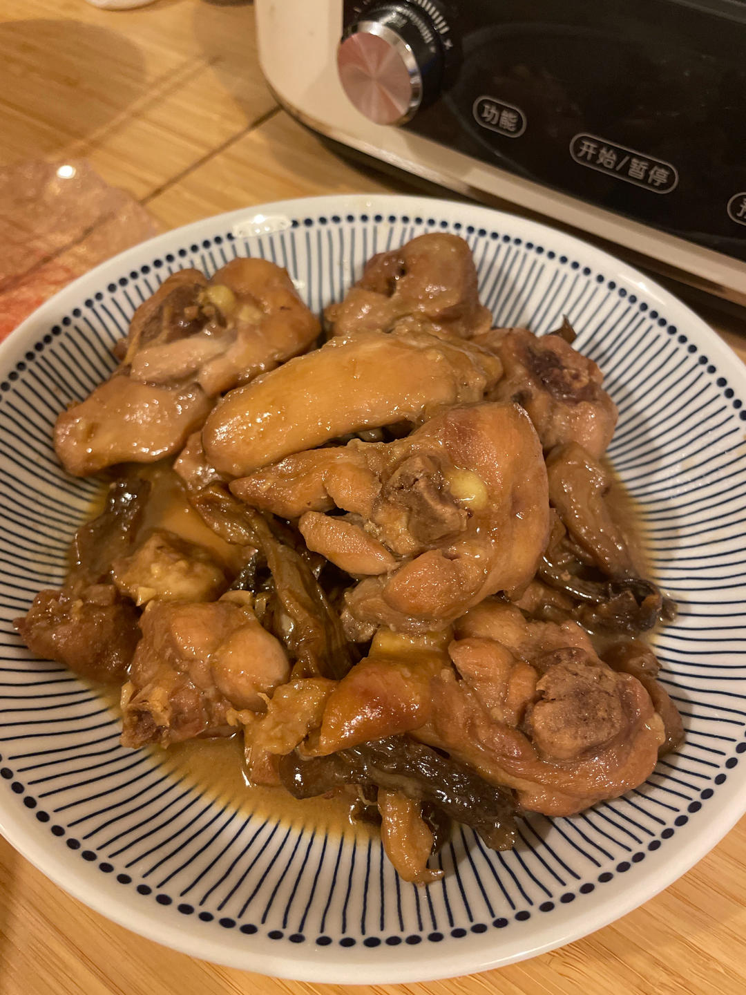 好吃的香菇焖鸡