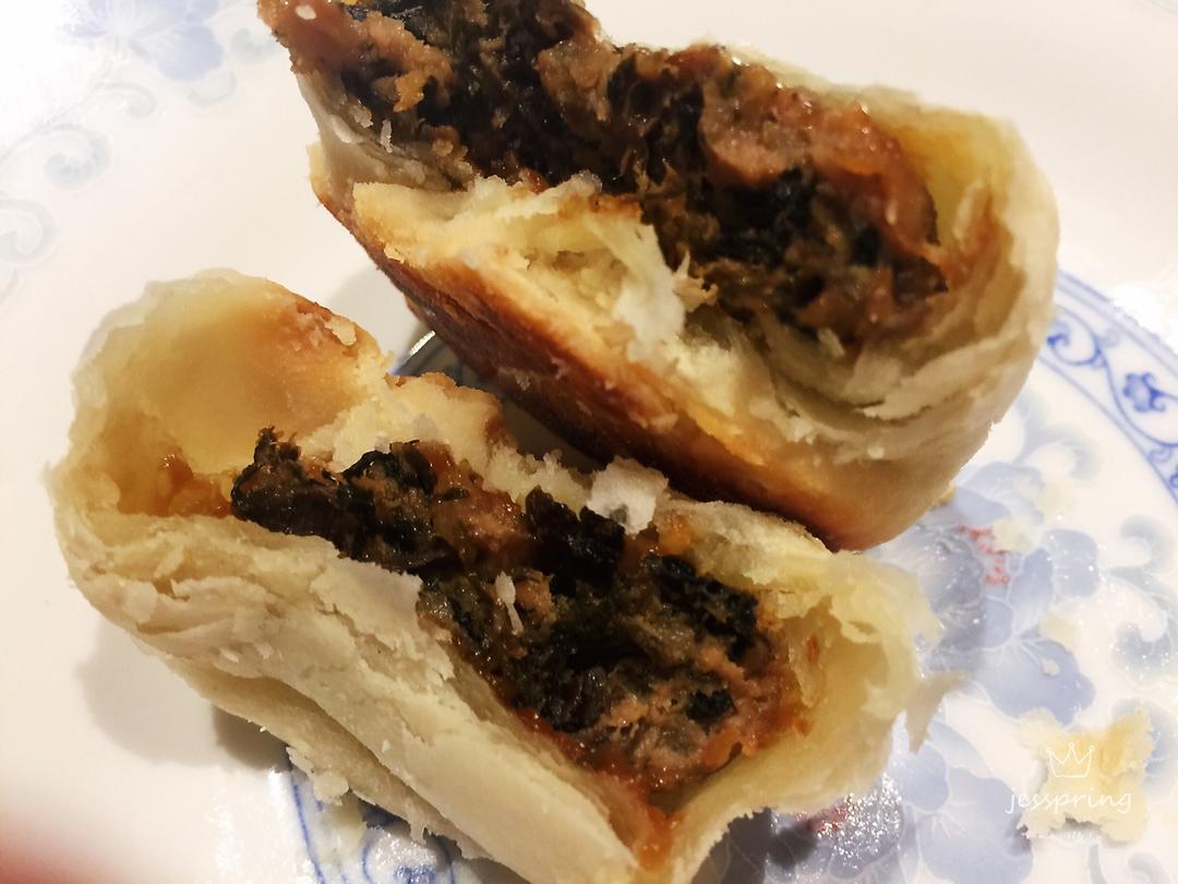 排四个小时队也买不到的鲜肉月饼，秘诀是放麻油！