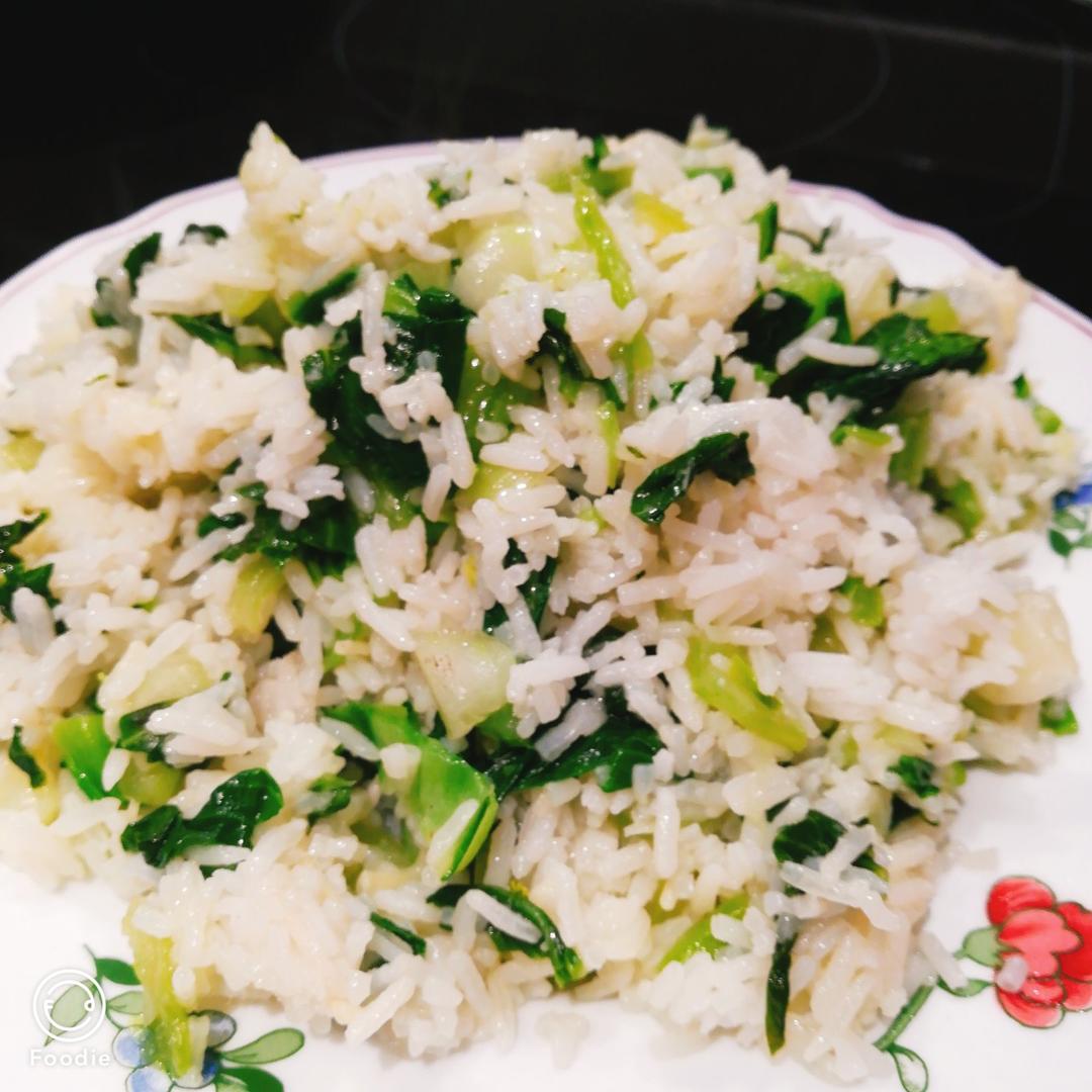 青菜蛋炒饭