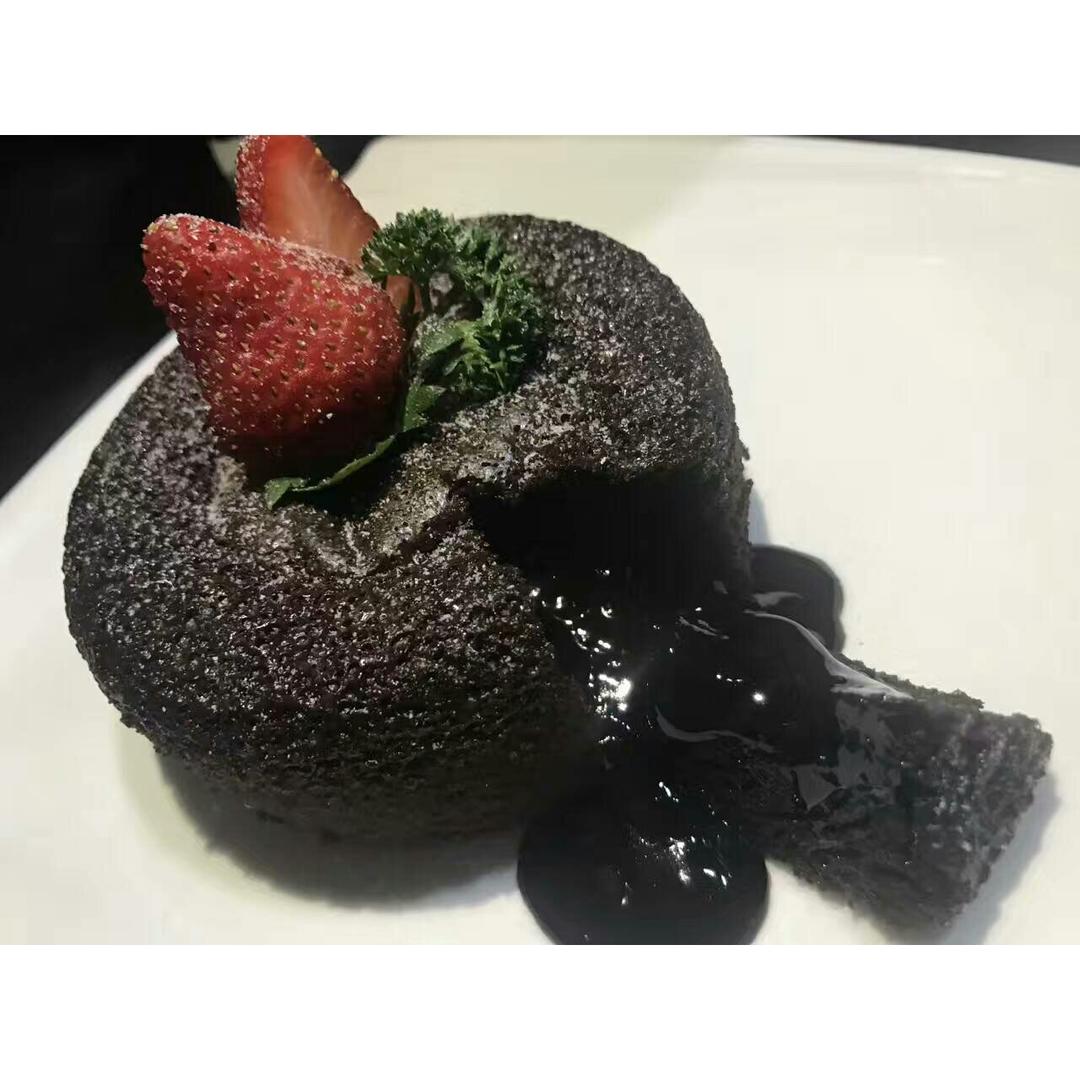 巧克力熔岩蛋糕
