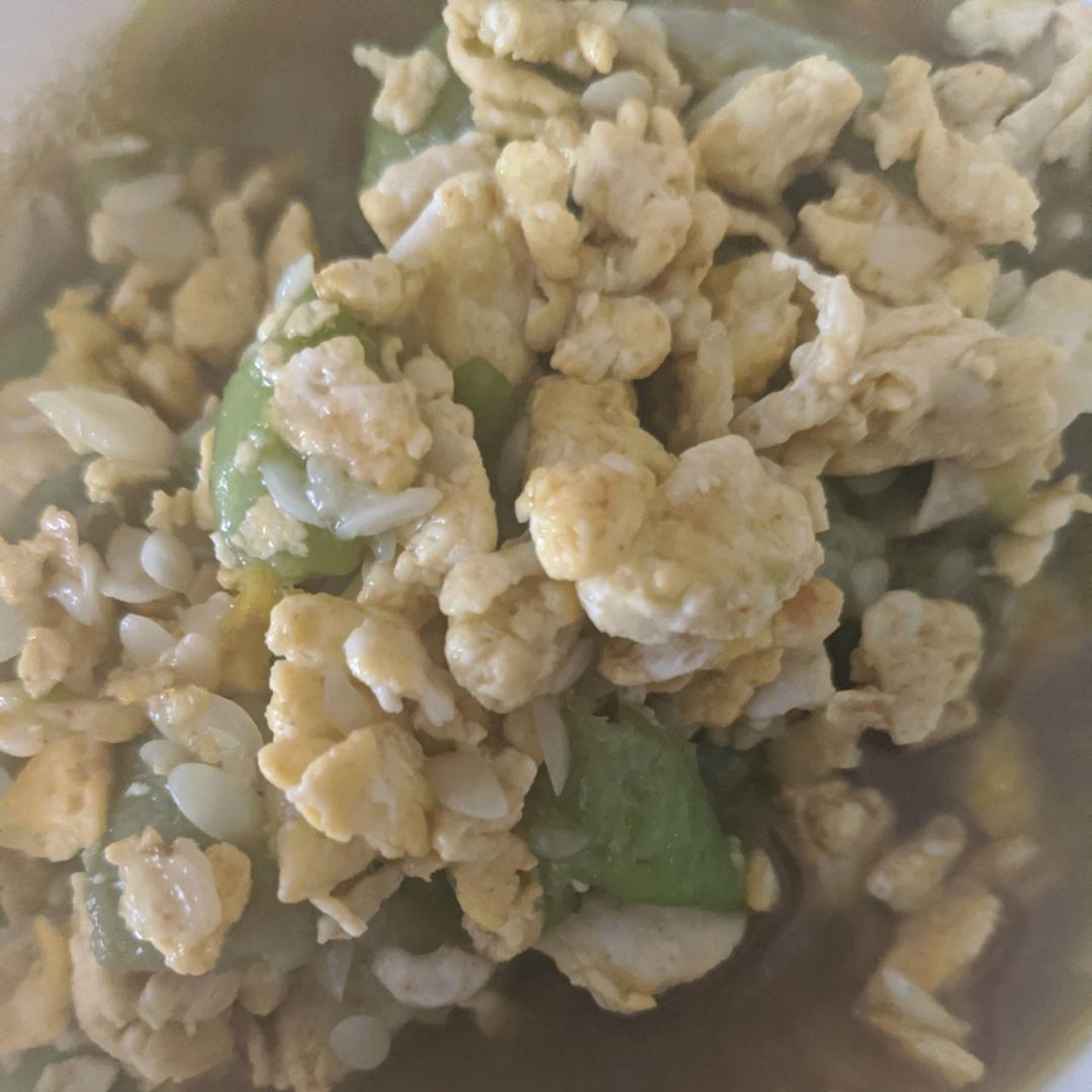 简单快手，五分钟搞定的丝瓜炒蛋