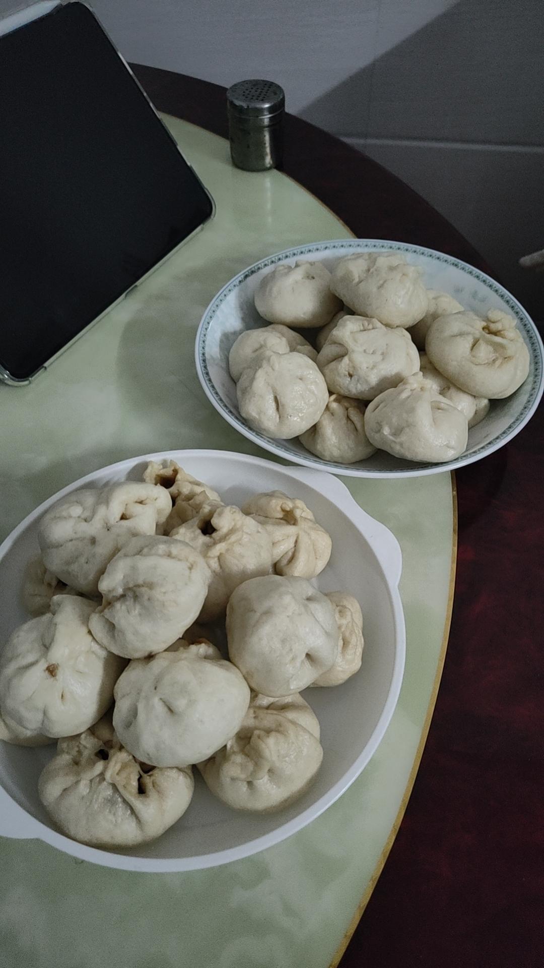 小笼包（秒杀市面上小笼包店的做法）