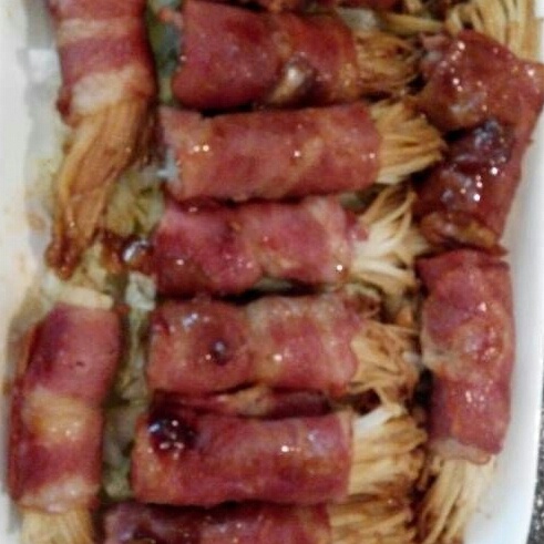 香煎培根金针菇卷