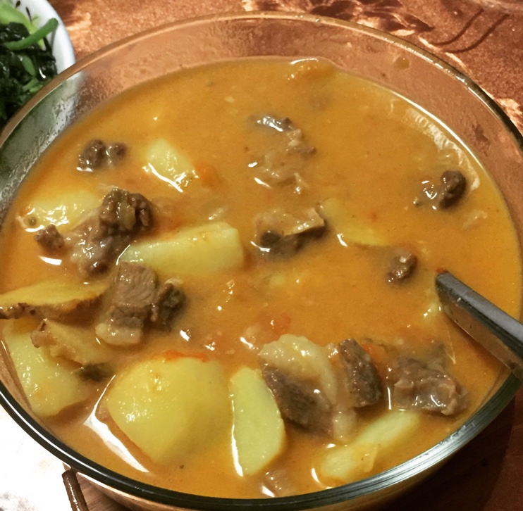 西红柿炖牛肉，酸酸的开胃菜