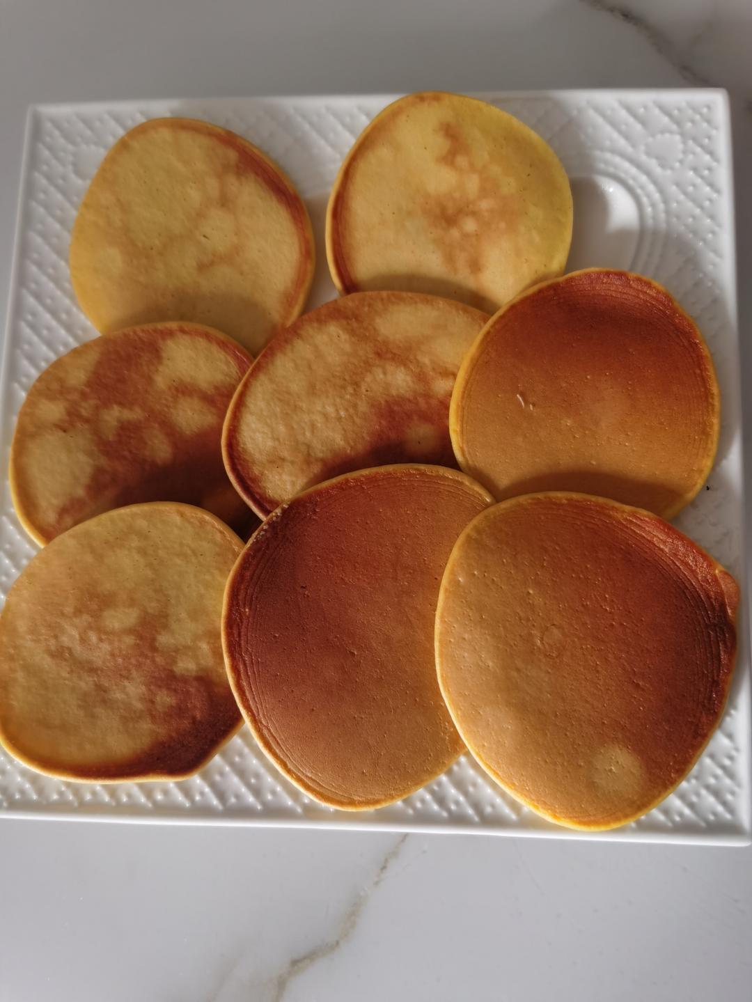 宝宝辅食：苹果奶香松饼