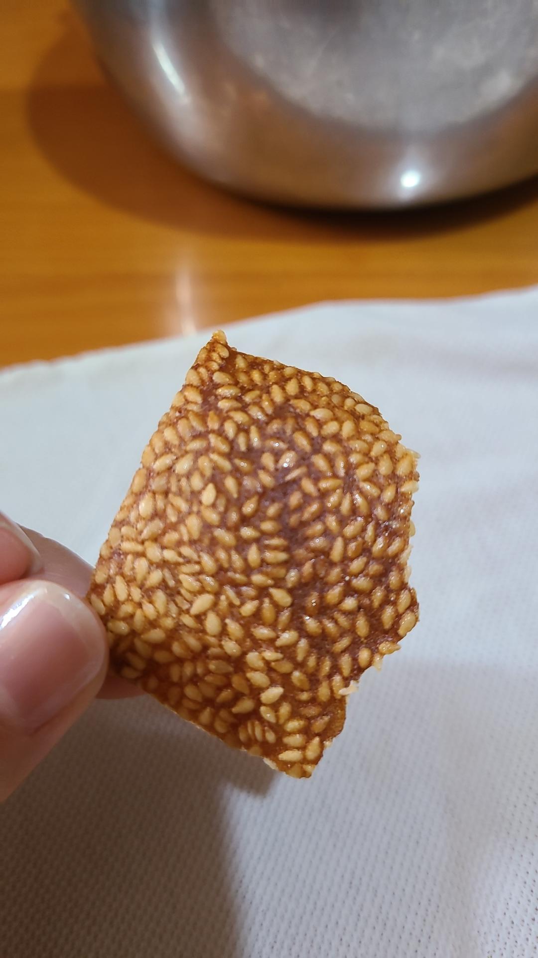 免打发‼️只需搅一搅就能搞定的芝麻薄脆饼干