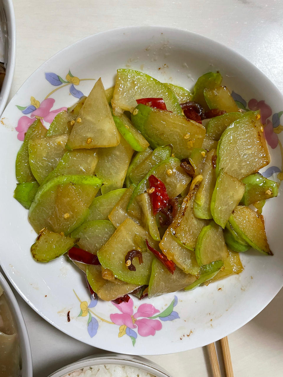 素炒佛手瓜(佛手瓜的最简单最好吃的做法)