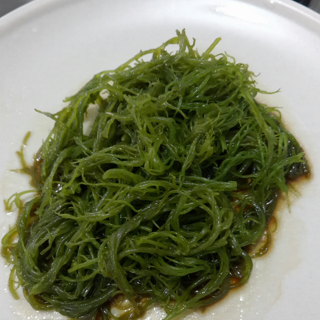 作品晚餐612015年8月23日#晚餐612015年8月23日#橄榄油凉拌海麻线