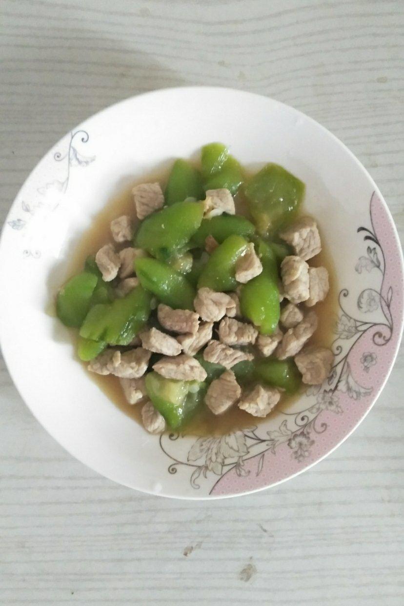 丝瓜炒瘦肉