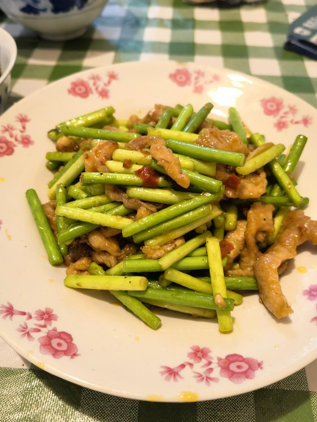 蒜薹炒肉丝