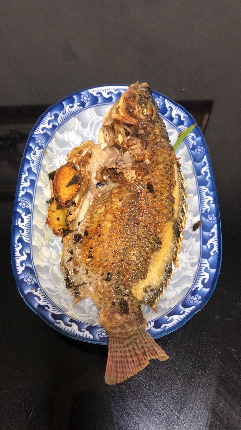 香煎罗非鱼的做法