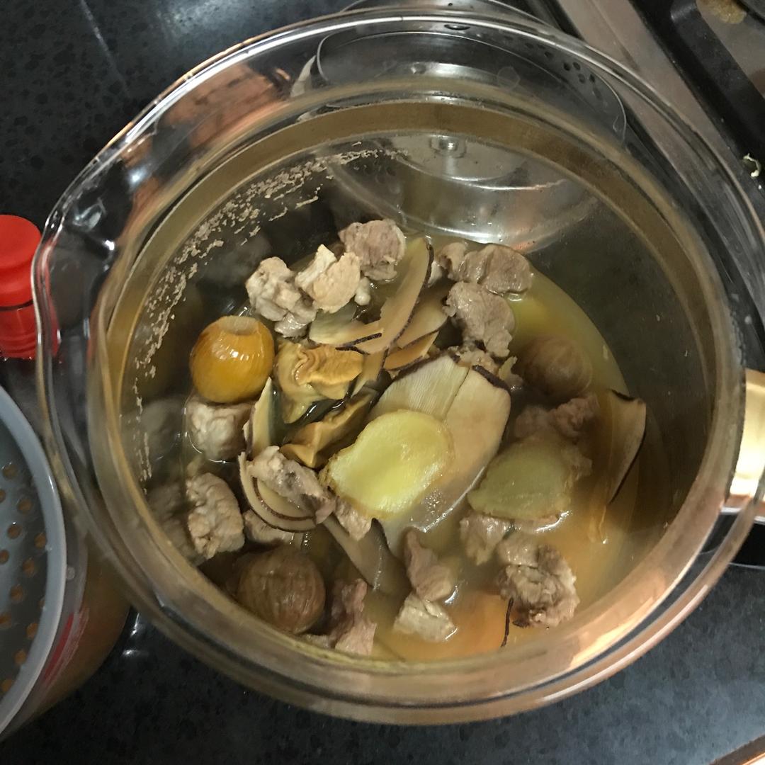 海底椰响螺瘦肉汤