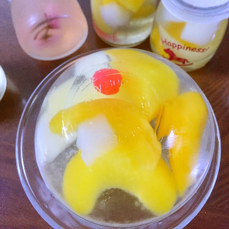 酸酸姑娘做的炫彩雪碧果冻