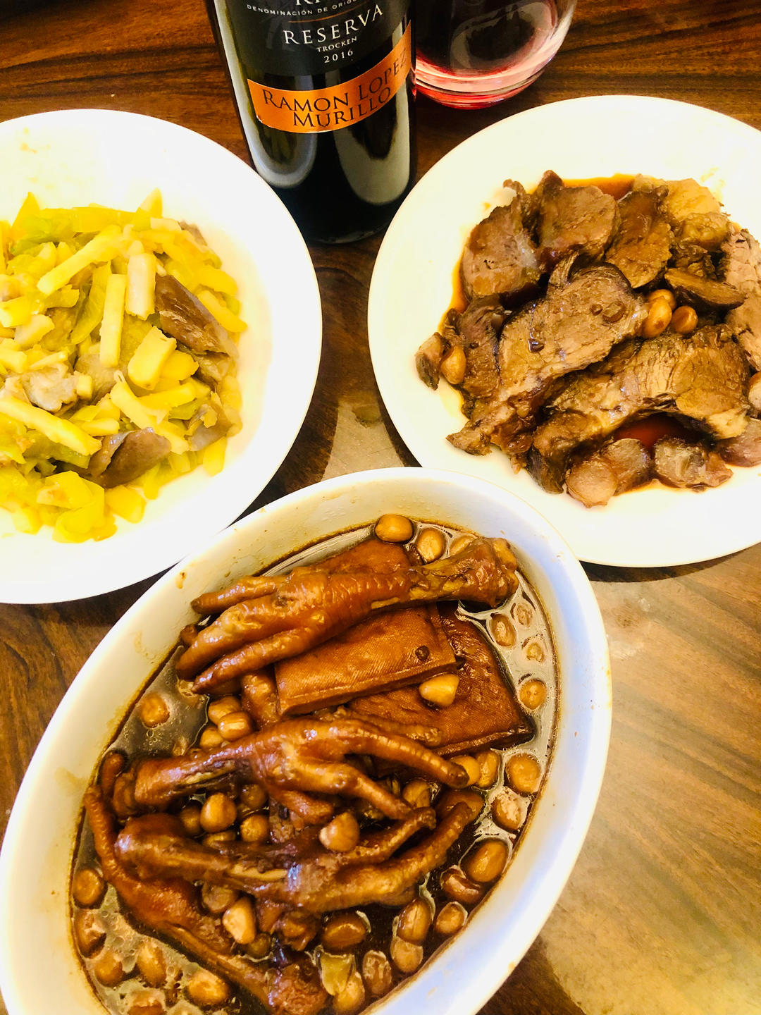 一日三餐唯有美食能让人安心居家