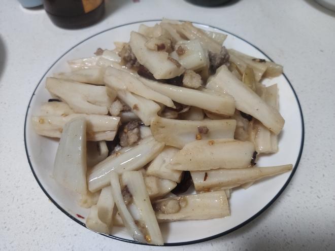 家常炒酸辣肉沫藕条的做法