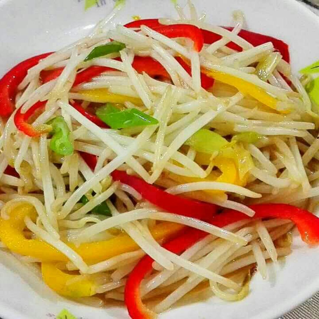 小雅麻麻做的素炒银芽