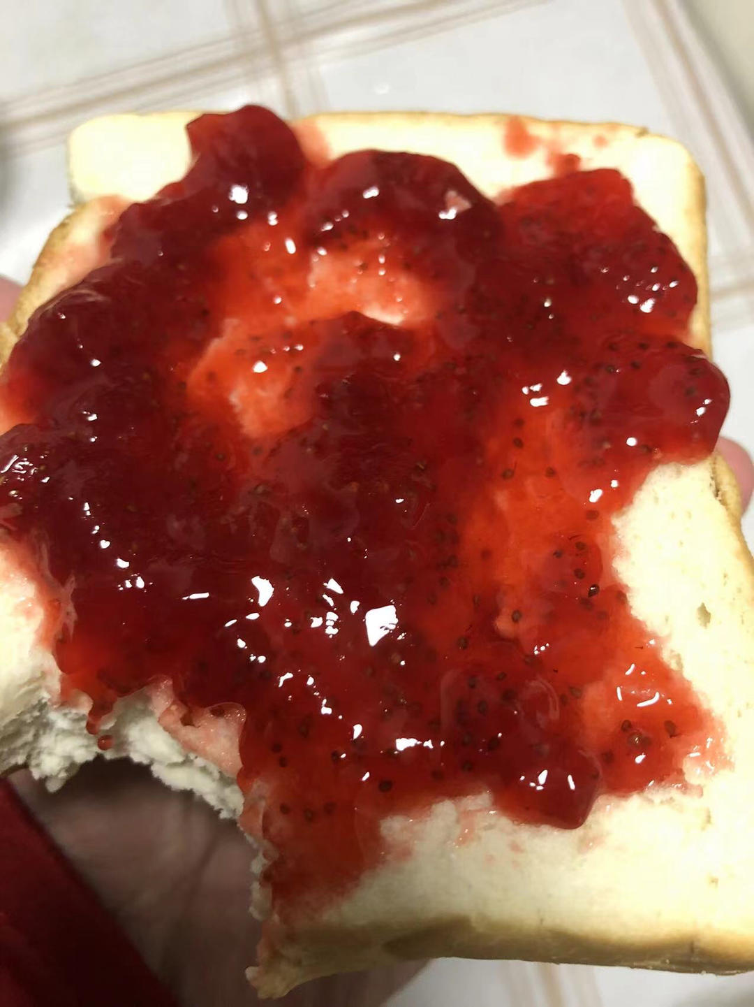 自制草莓酱（孩子爱吃的不得了）