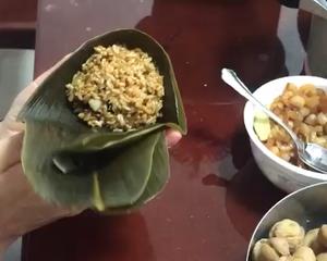 超详细的粽子食谱：素粽、肉粽、马来粽的做法 步骤15
