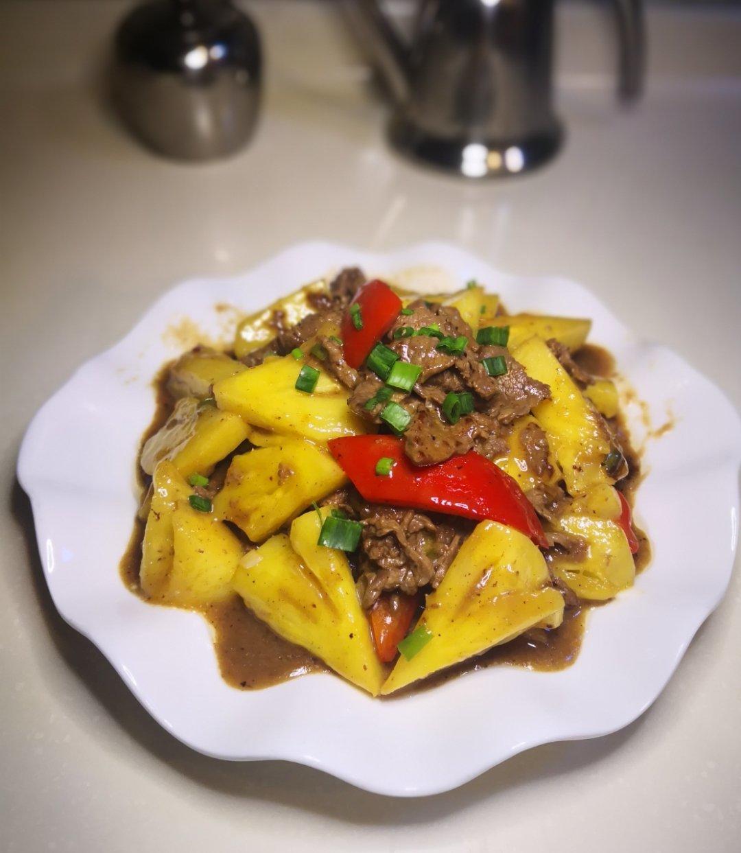 crystal厨房做的你最牛(菠萝炒牛肉)