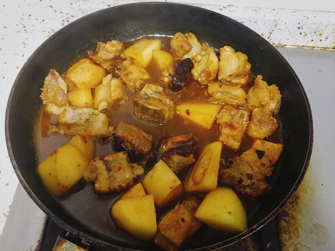 咖喱土豆排骨