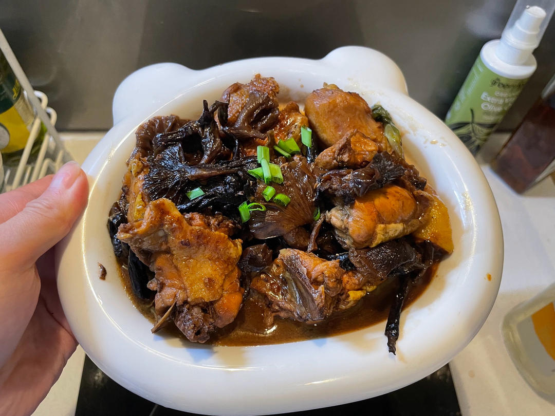 小鸡炖蘑菇